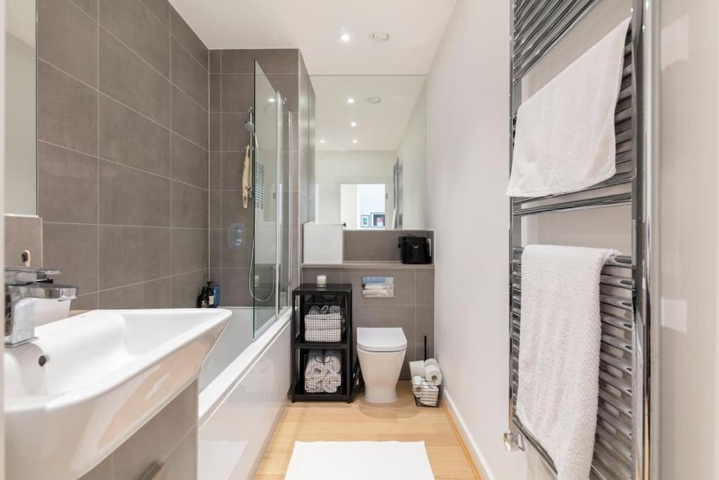 Cozy Flat In Hip East London Διαμέρισμα Εξωτερικό φωτογραφία