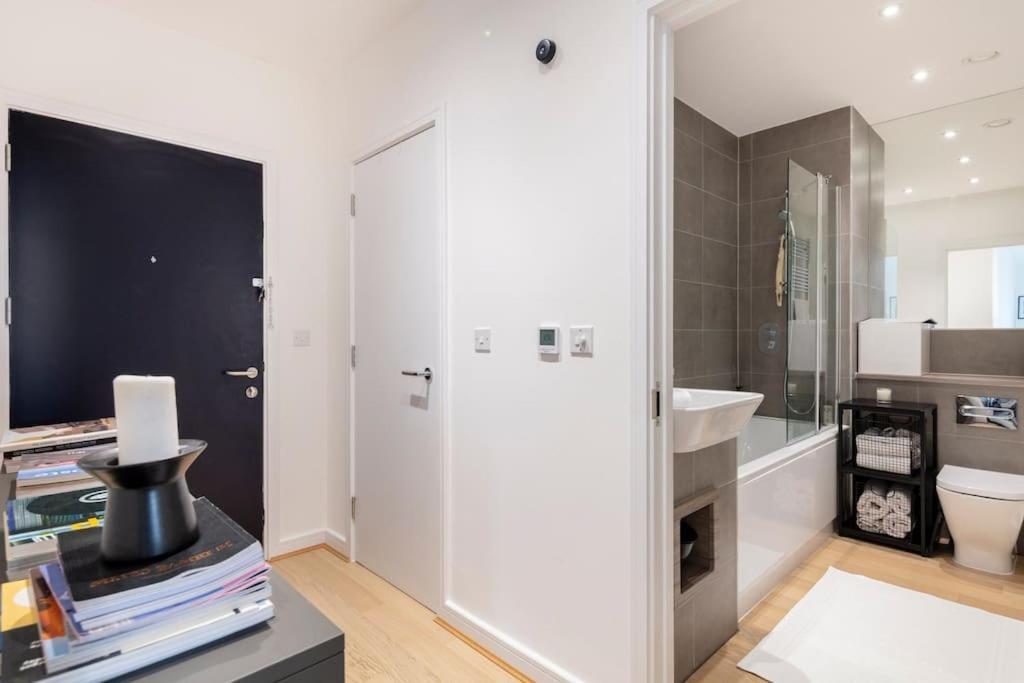 Cozy Flat In Hip East London Διαμέρισμα Εξωτερικό φωτογραφία